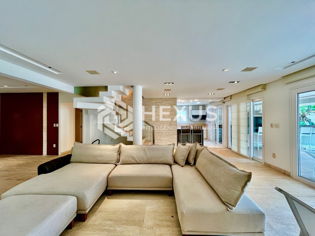 Foto 4 de Casa reformada com piscina e área gourmet no Jardim Pernambuco I, Guarujá