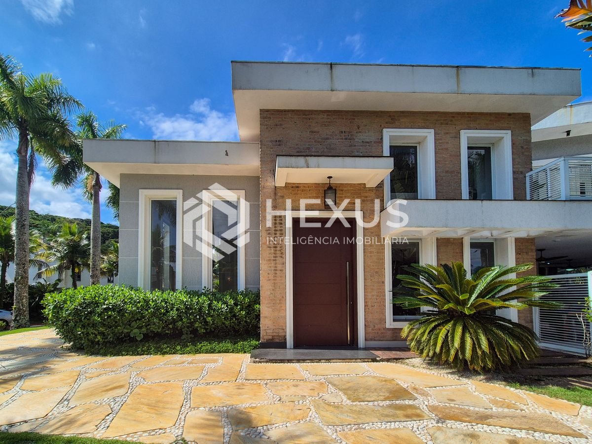 Foto 4 de Casa reformada com piscina e área gourmet no Jardim Pernambuco I, Guarujá