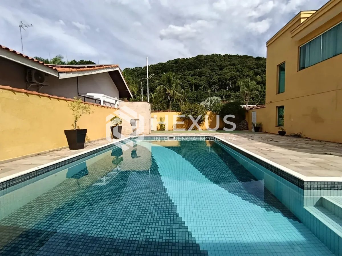Casa no Balneario Praia do Perequê — foto 1