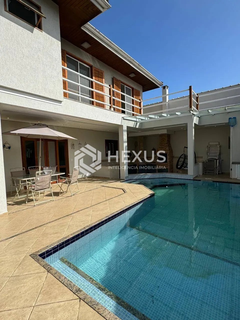 Foto 4 de Casa reformado com varanda piscina e área gourmet no Jardim Albamar, Guarujá