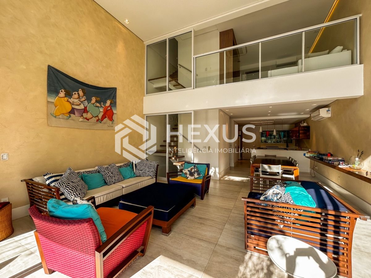 Foto 5 de Casa reformada frente mar com varanda vista mar e lazer no Pernambuco, Guarujá
