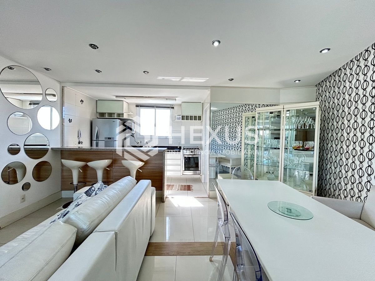 Foto 3 de Apartamento com varanda gourmet e lazer a 130m da praia na Enseada, Guarujá