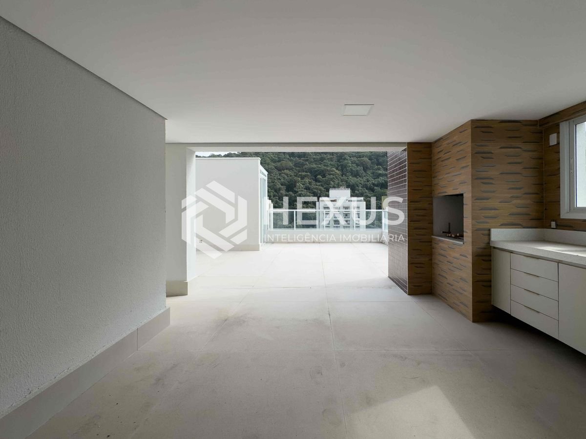 Foto 4 de Cobertura duplex com piscina e área gourmet na Praia das Pitangueiras, Guaruja