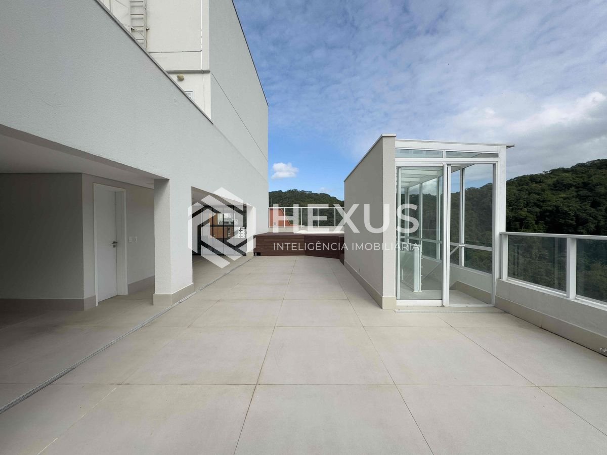 Foto 5 de Cobertura duplex com piscina e área gourmet na Praia das Pitangueiras, Guaruja