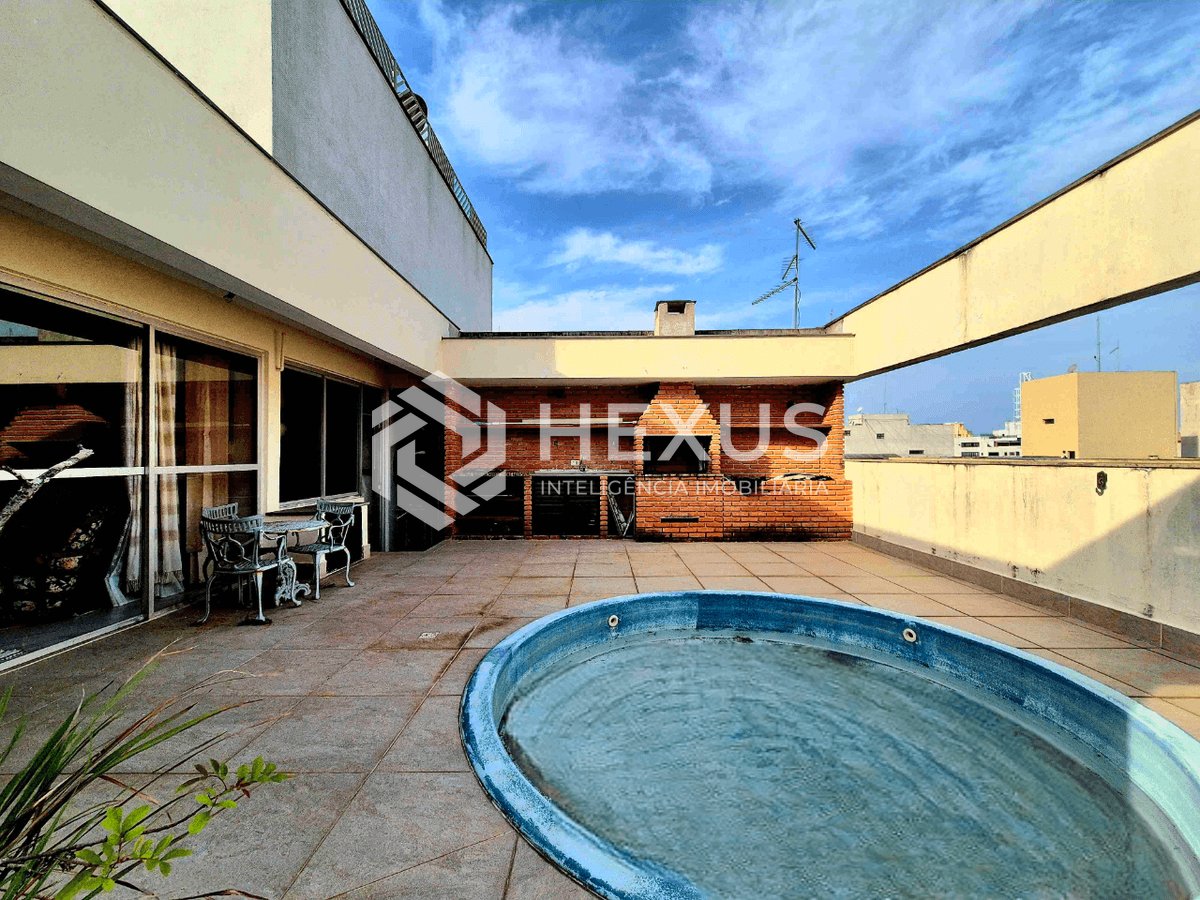 Foto 3 de Cobertura com piscina, churrasqueira, vista mar e lazer na Praia das Pitangueiras, Guaruja | Hexus