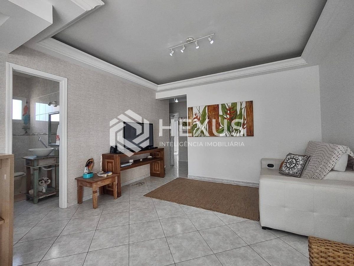 Foto 5 de Cobertura duplex com varanda e lazer na Praia da Enseada, Guaruja