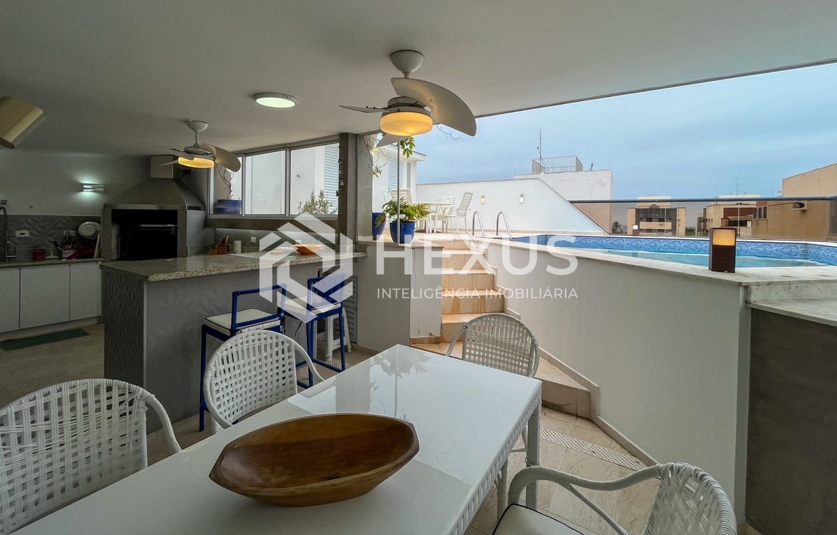 Foto 3 de Cobertura penthouse com varanda e lazer na Praia da Enseada, Guaruja