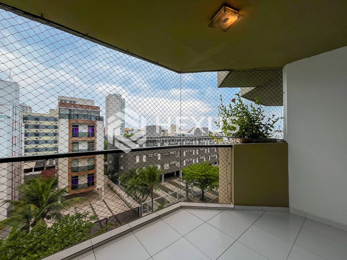 Foto 4 de Cobertura com piscina e área gourmet na região do Aquário na Praia da Enseada, Guaruja