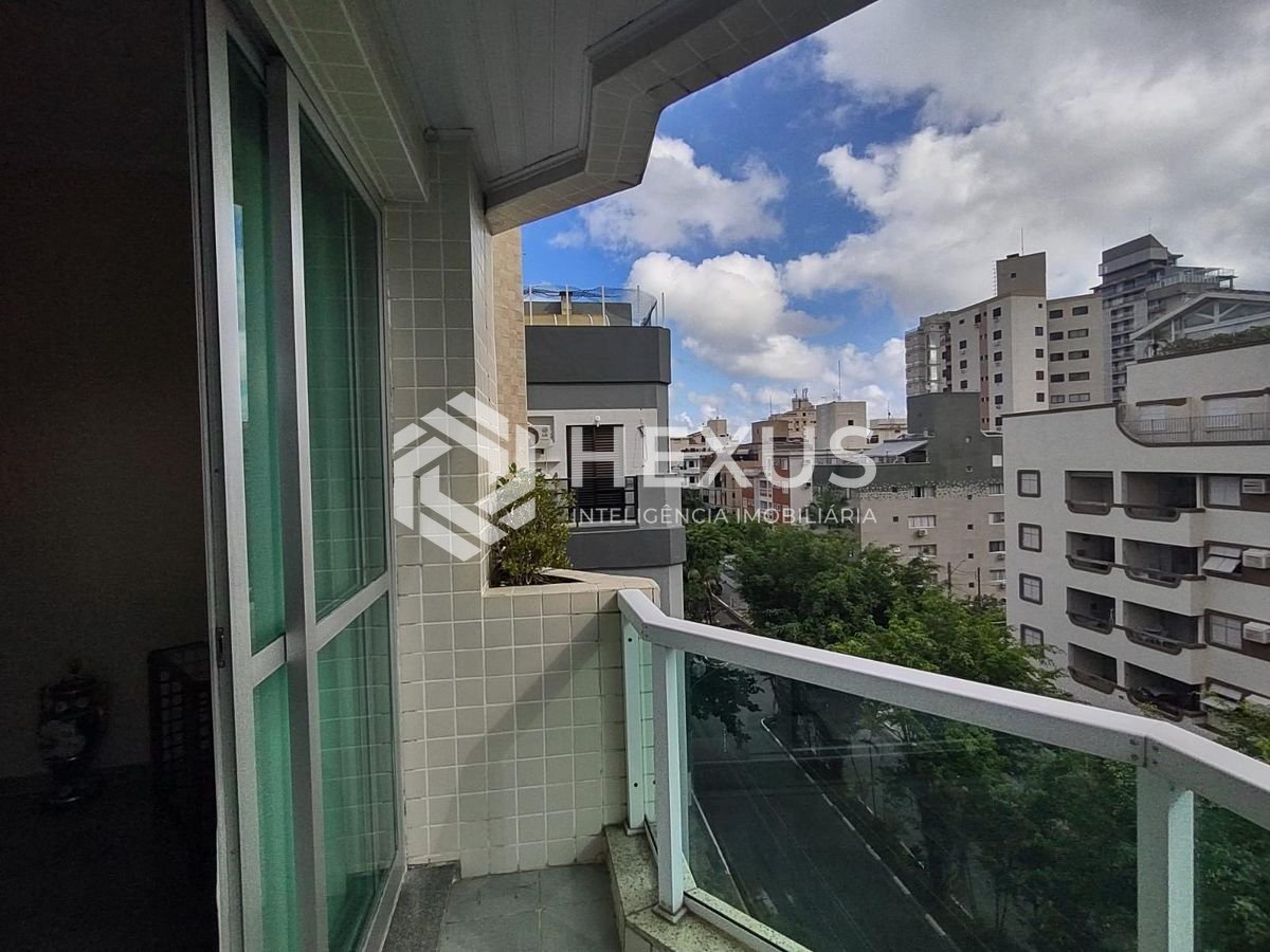 Foto 2 de Cobertura penthouse com varanda gourmet e lazer na Praia da Enseada, Guaruja