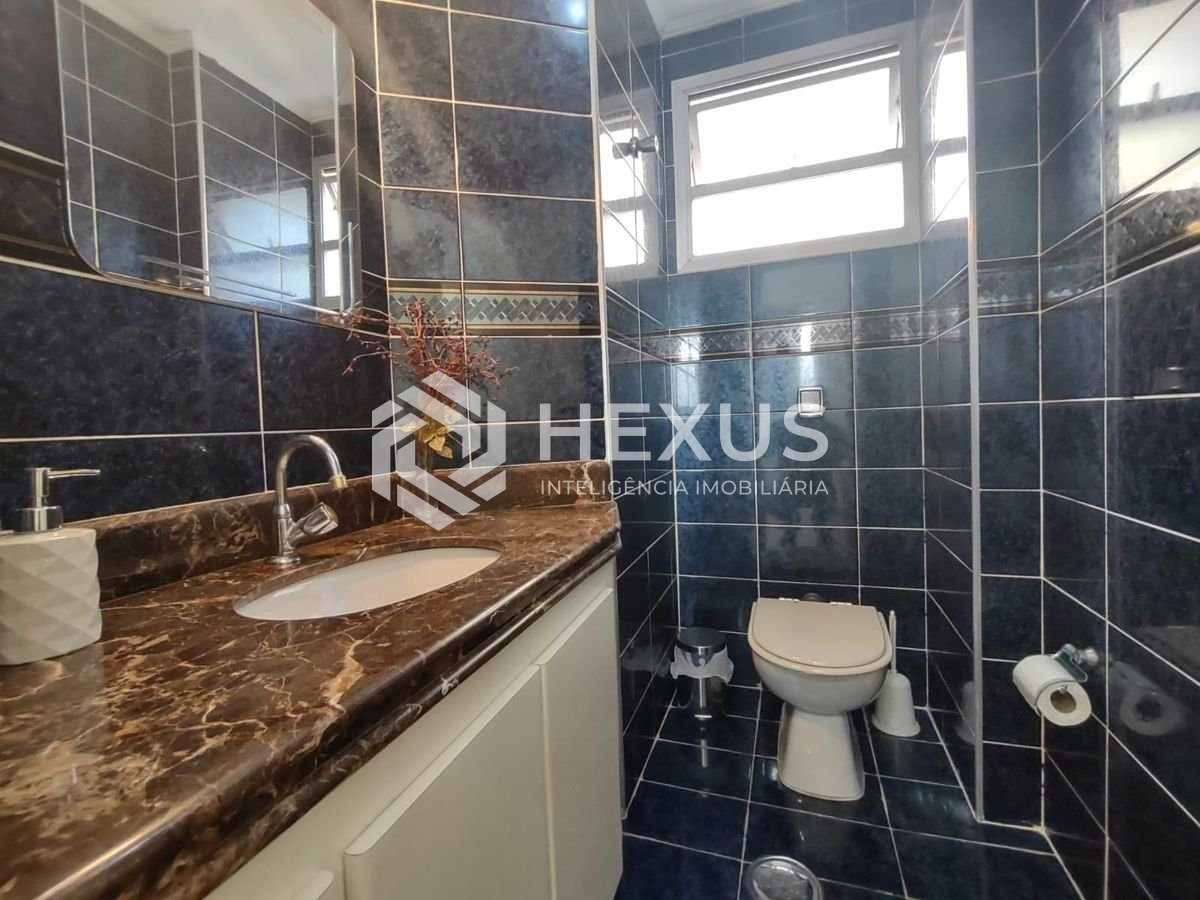Foto 5 de Apartamento com varanda na Praia da Enseada, Guaruja