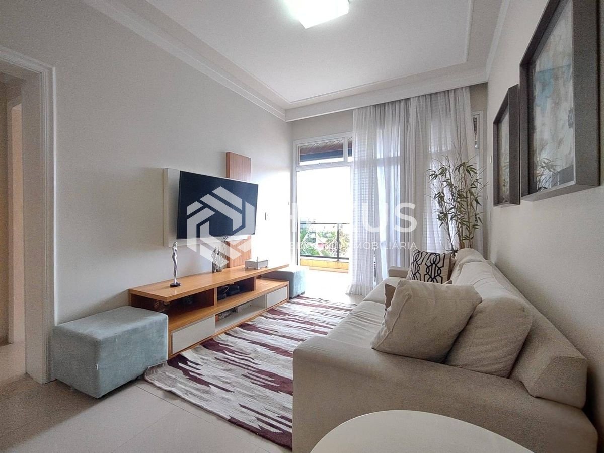 Foto 4 de Cobertura duplex reformada com varanda vista mar e lazer na Praia da Enseada, Guaruja