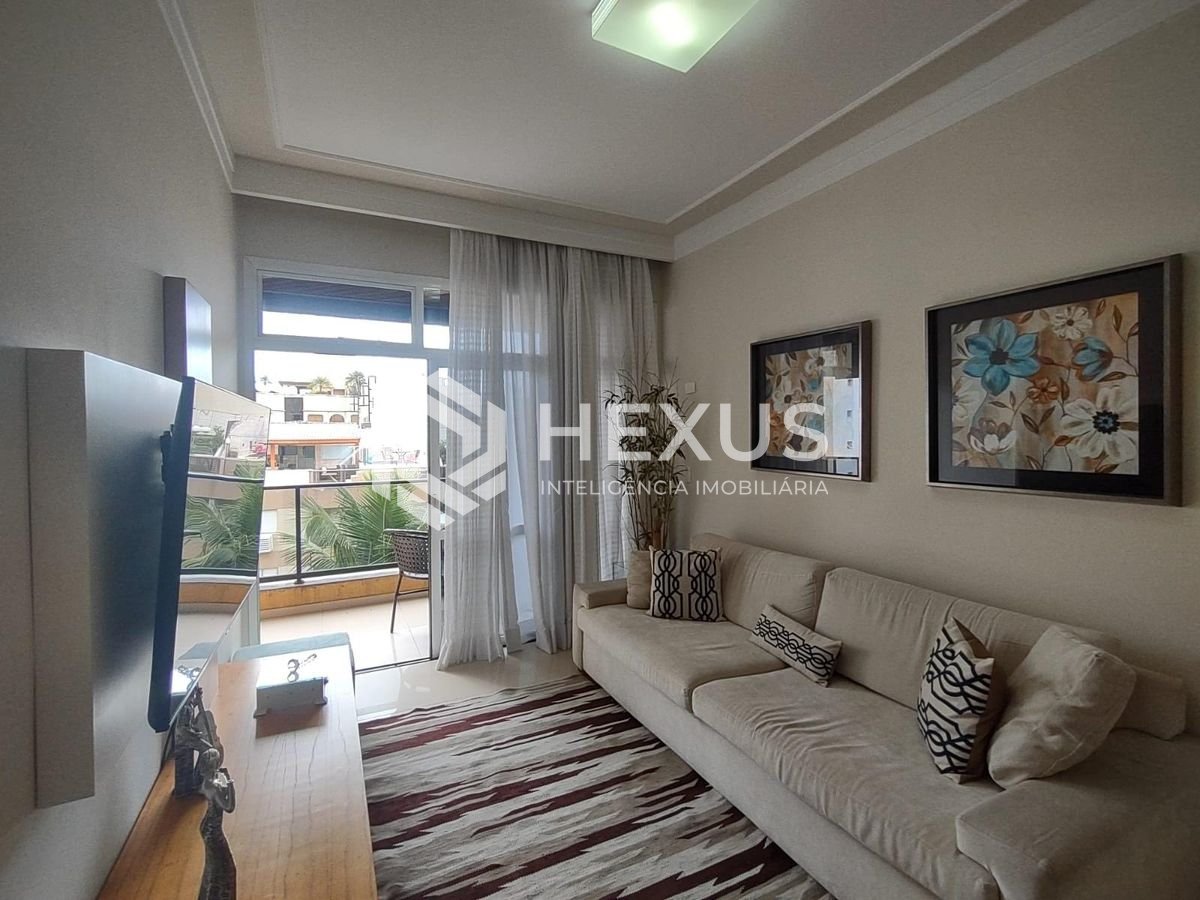 Foto 5 de Cobertura duplex reformada com varanda vista mar e lazer na Praia da Enseada, Guaruja