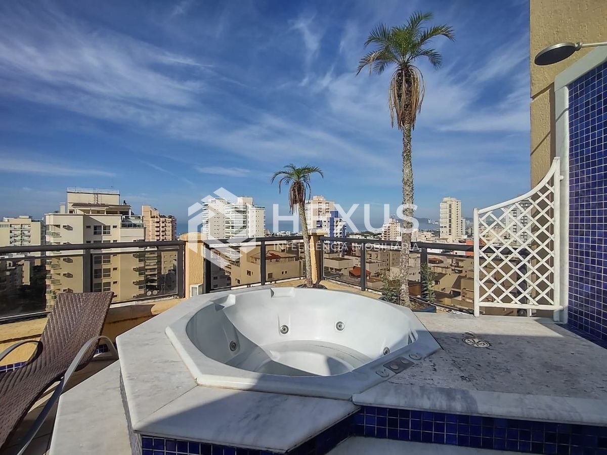 Foto 2 de Cobertura penthouse com varanda vista mar e lazer na região do Aquário na Praia da Enseada, Guaruja