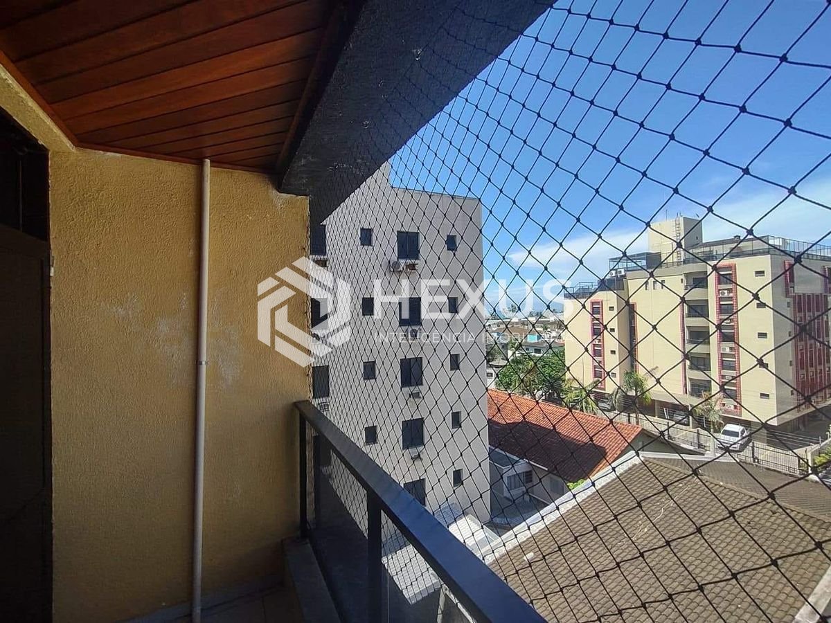 Foto 4 de Cobertura duplex com varanda vista mar e lazer na Praia da Enseada, Guaruja