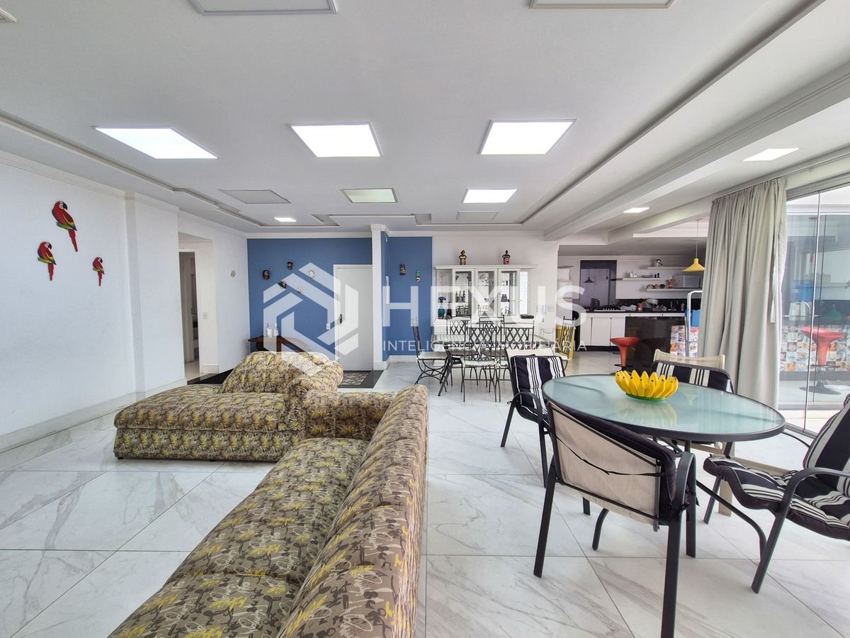 Foto 4 de Cobertura penthouse com piscina e árae gourmet na Praia das Pitangueiras, Guaruja