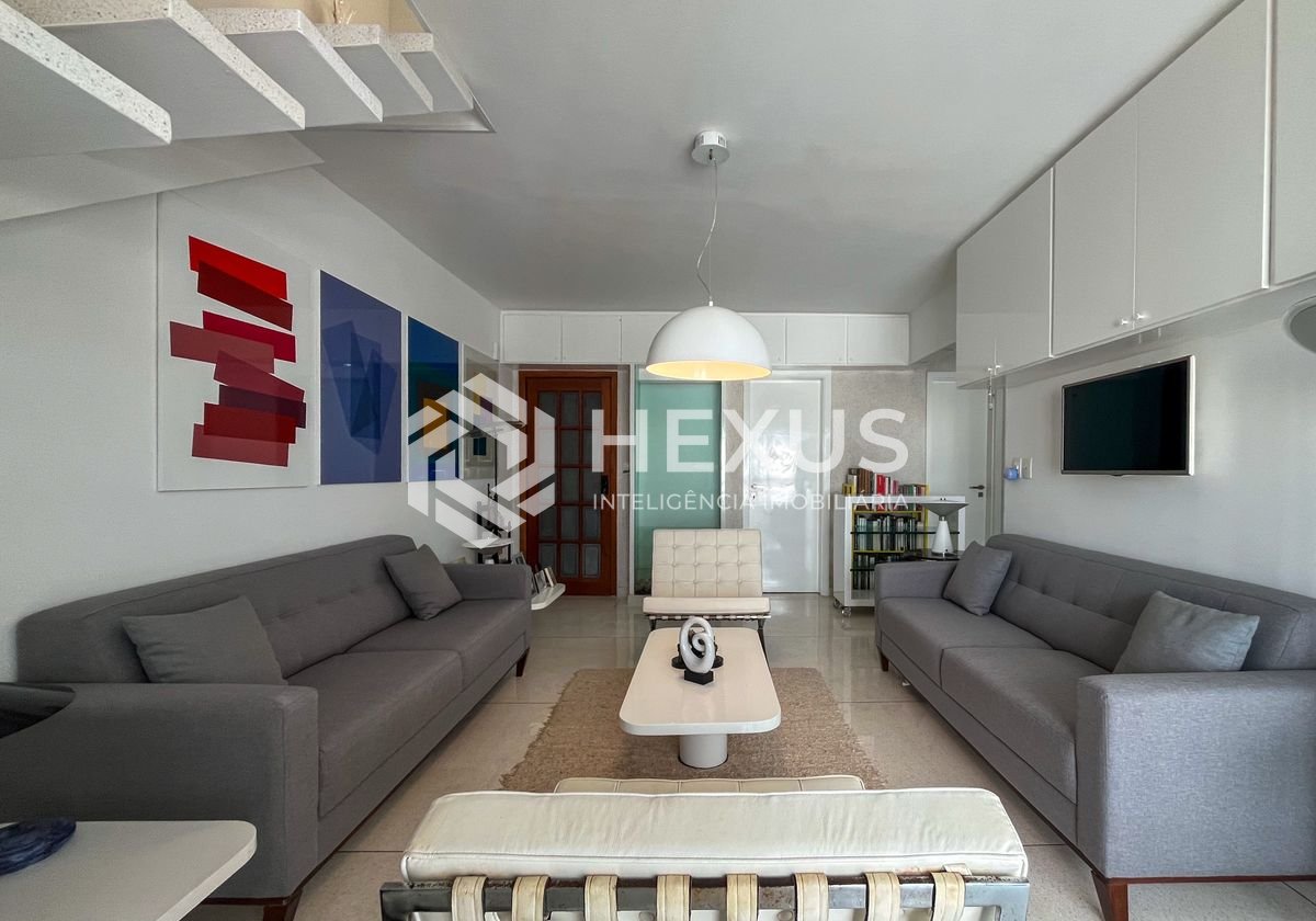 Foto 4 de Cobertura reformada com varanda gourmet vista mar e piscina na Praia das Pitangueiras, Guaruja