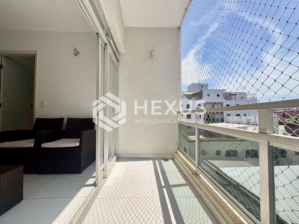 Foto 4 de Cobertura duplex com varanda na Praia da Enseada, Guaruja