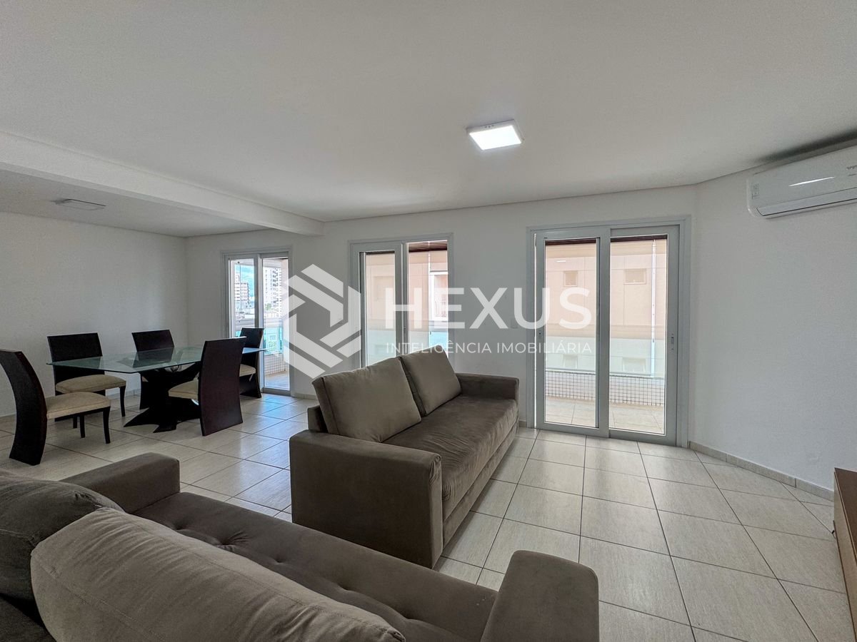 Foto 5 de Cobertura reformada com varanda gourmet vista mar no Jardim Astúrias, Guarujá