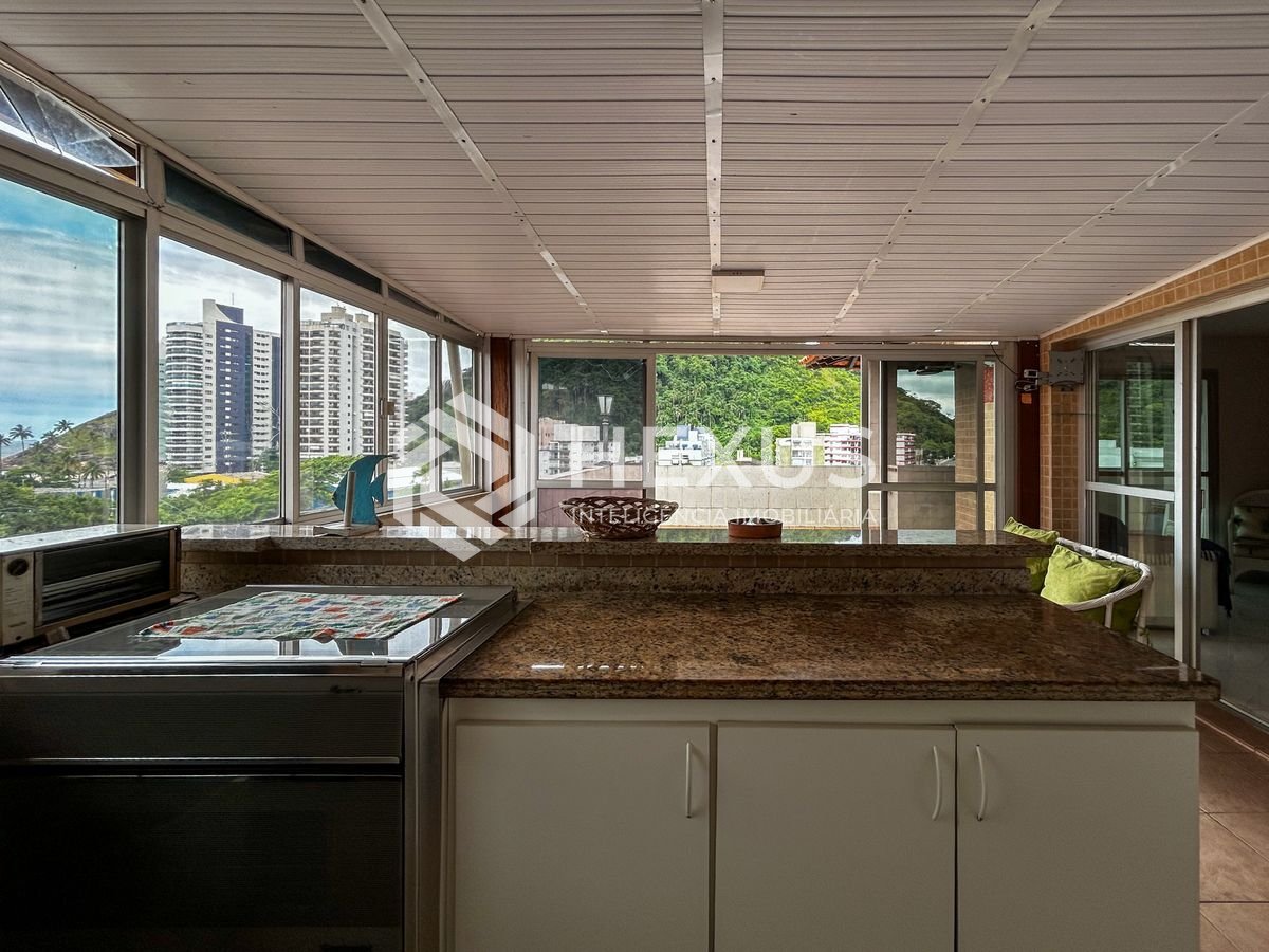 Foto 4 de Apartamento com varanda gourmet vista mar e lazer a 300m da praia na Enseada, Guarujá