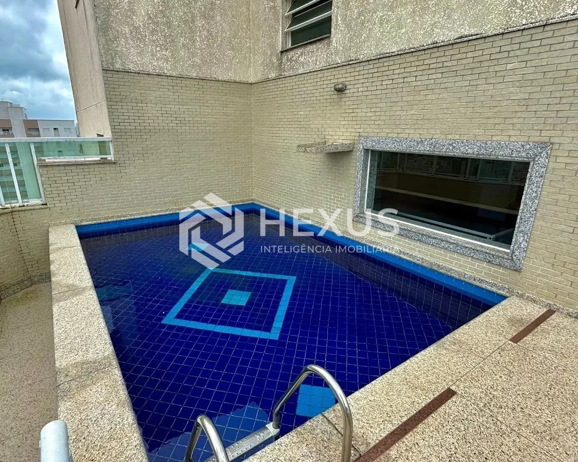 Foto 5 de Cobertura Penthouse reformado com varanda vista mar e lazer a beira mar da praia no Tombo, Guarujá