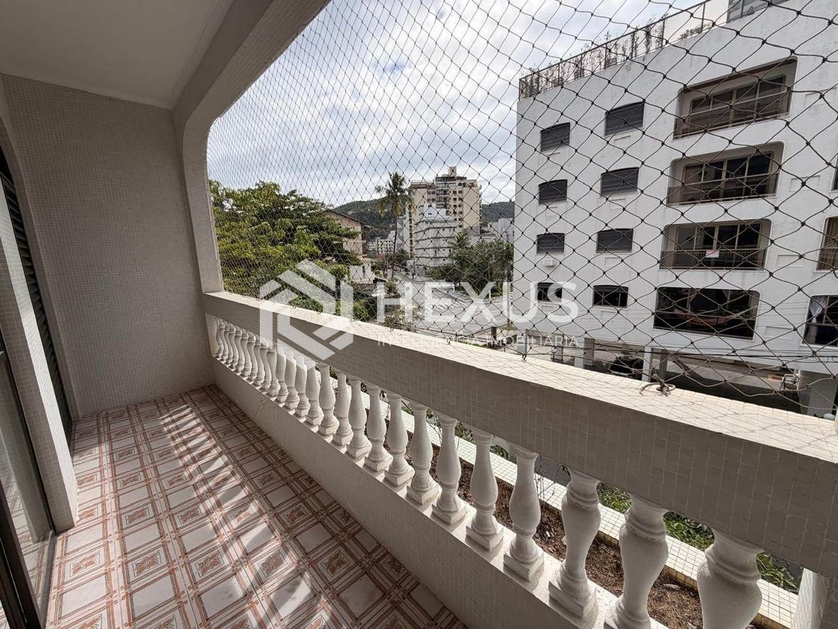 Foto 4 de Apartamento com varanda a 200m da praia na Região do Casa Grande Hotel na Enseada, Guarujá