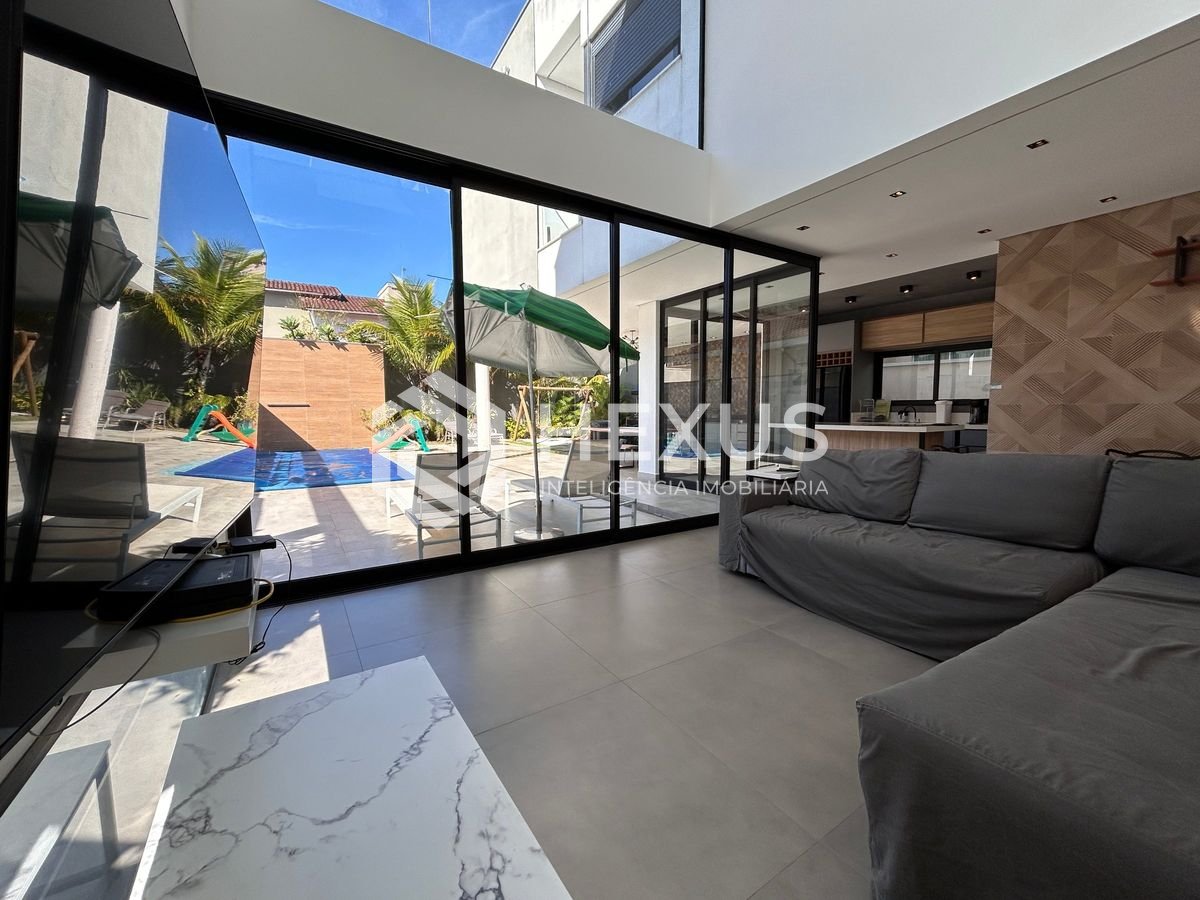 Casa no Balneário Praia do Pernambuco — foto 1