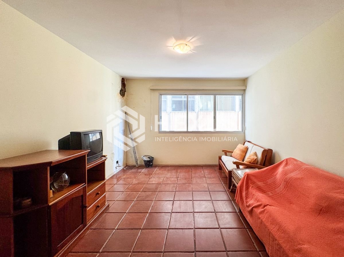 Foto 5 de Apartamento a 2 quadras da praia nas Pitangueiras, Guarujá