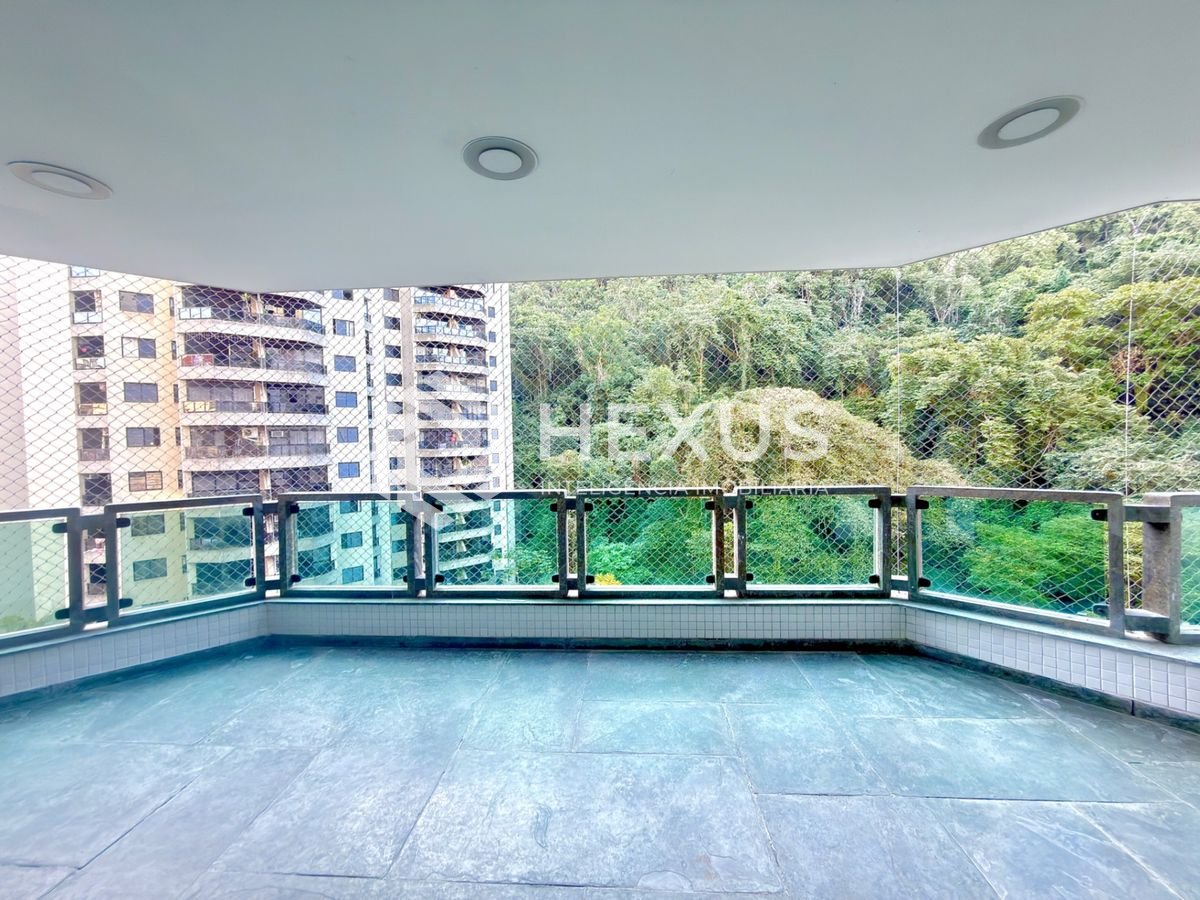 Apartamento em Pitangueiras — foto 1