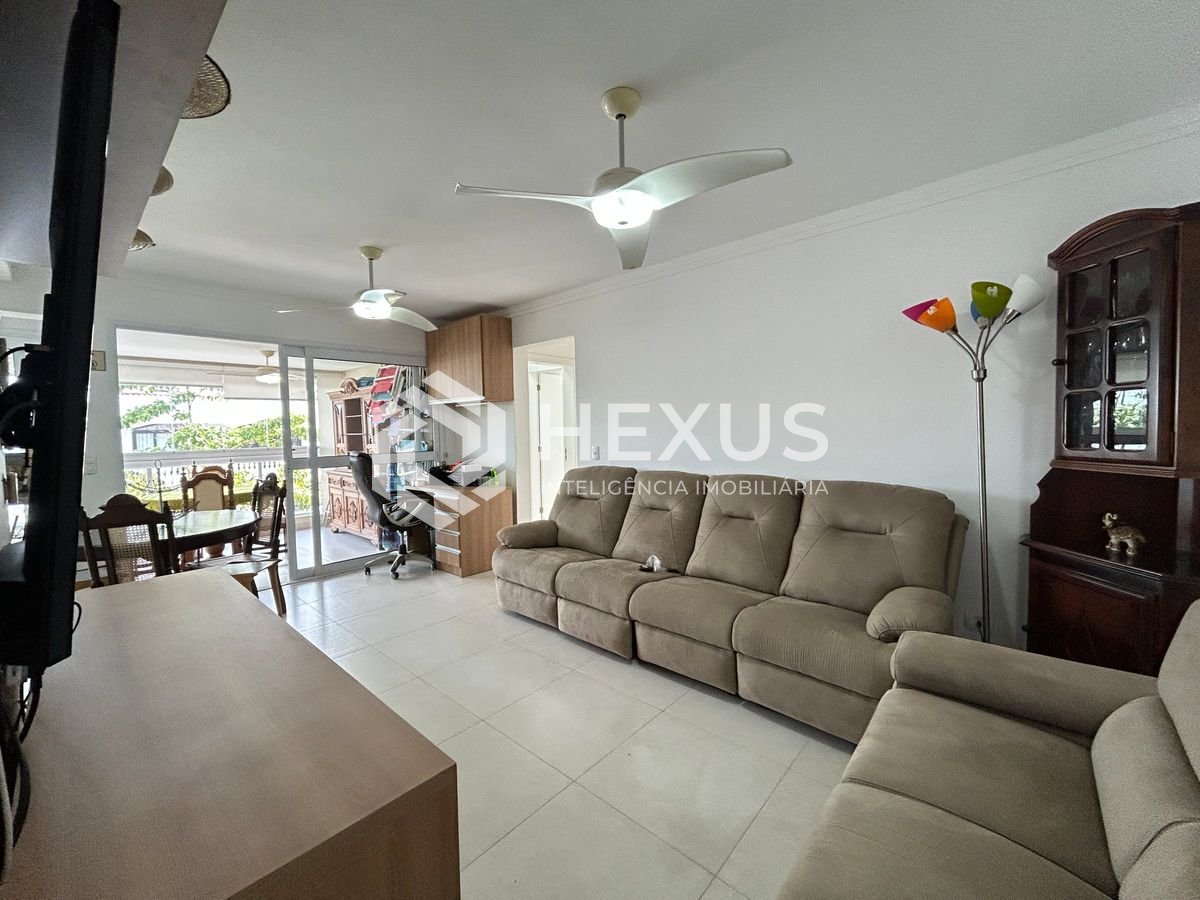 Foto 3 de Apartamento com varanda e lazer na região do Tortugas na Enseada, Guarujá