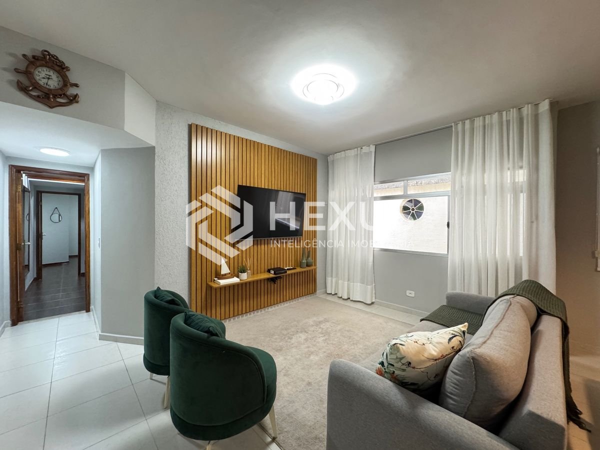 Foto 5 de Apartamento reformado e lazer a 100m da praia na região do Hotéis na Enseada, Guarujá