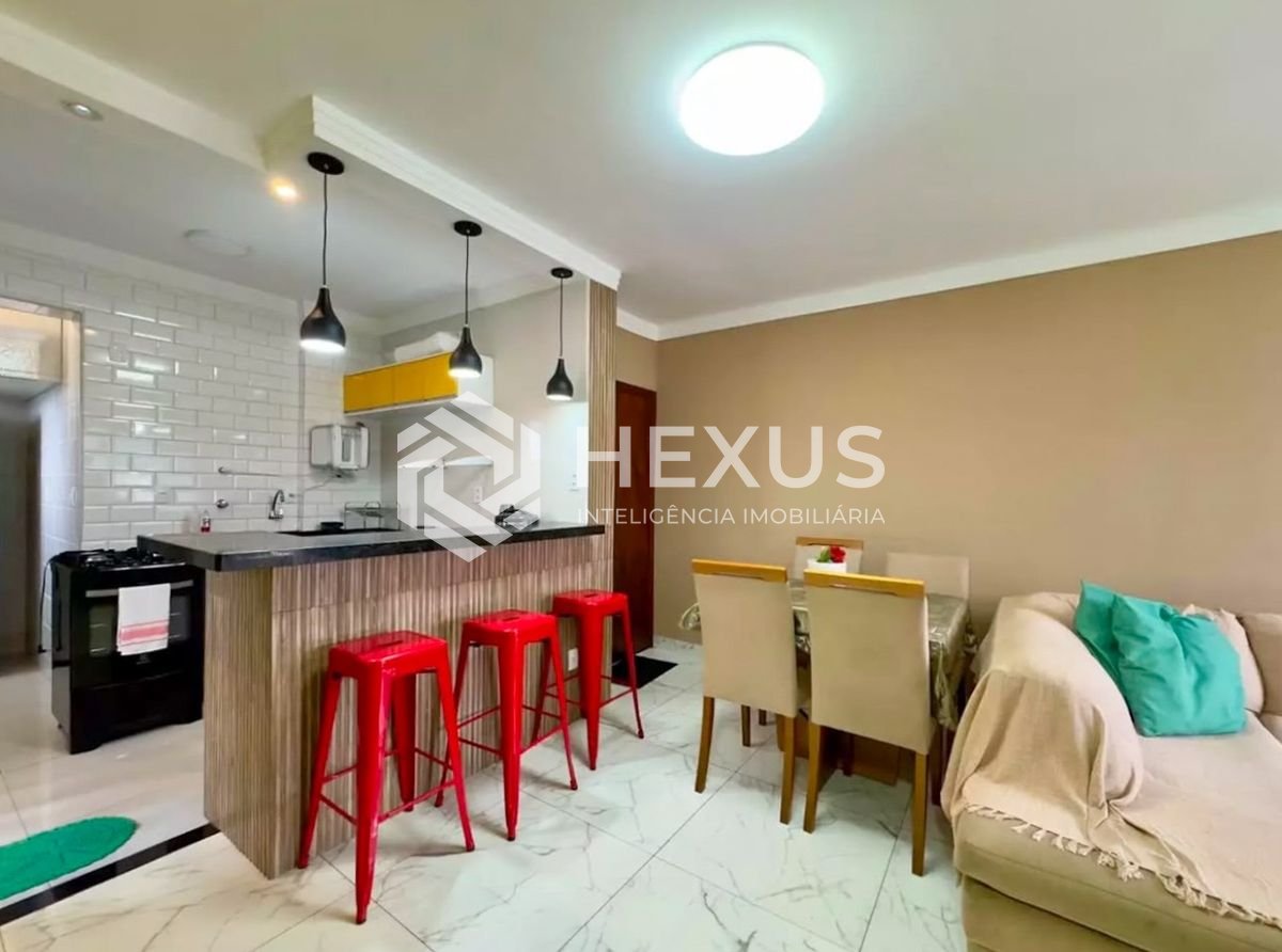 Foto 5 de Apartamento reformado com varanda e lazer a 500m da praia na Enseada, Guarujá