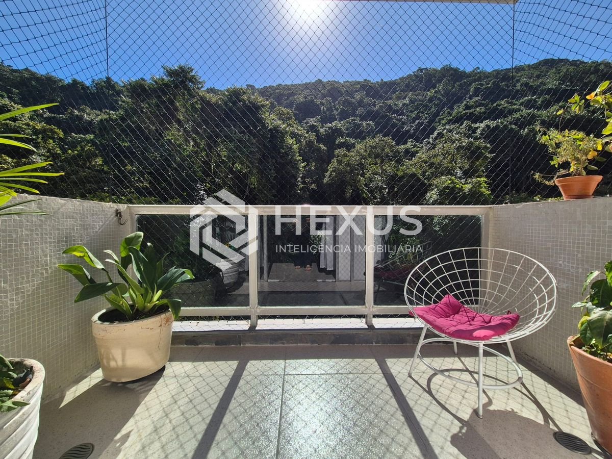 Foto 2 de Apartamento com varanda e lazer na região da Barra Funda nas Pitangueiras, Guarujá