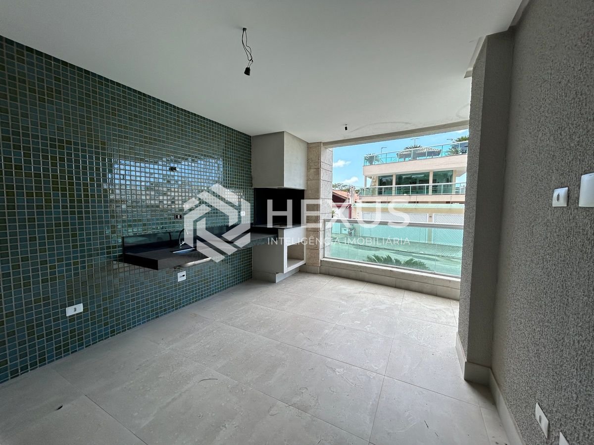 Apartamento na Enseada — foto 1
