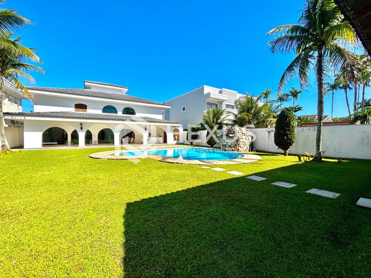 Foto 3 de Casa com piscina e área gourmet no Jardim Acapulco, Guarujá