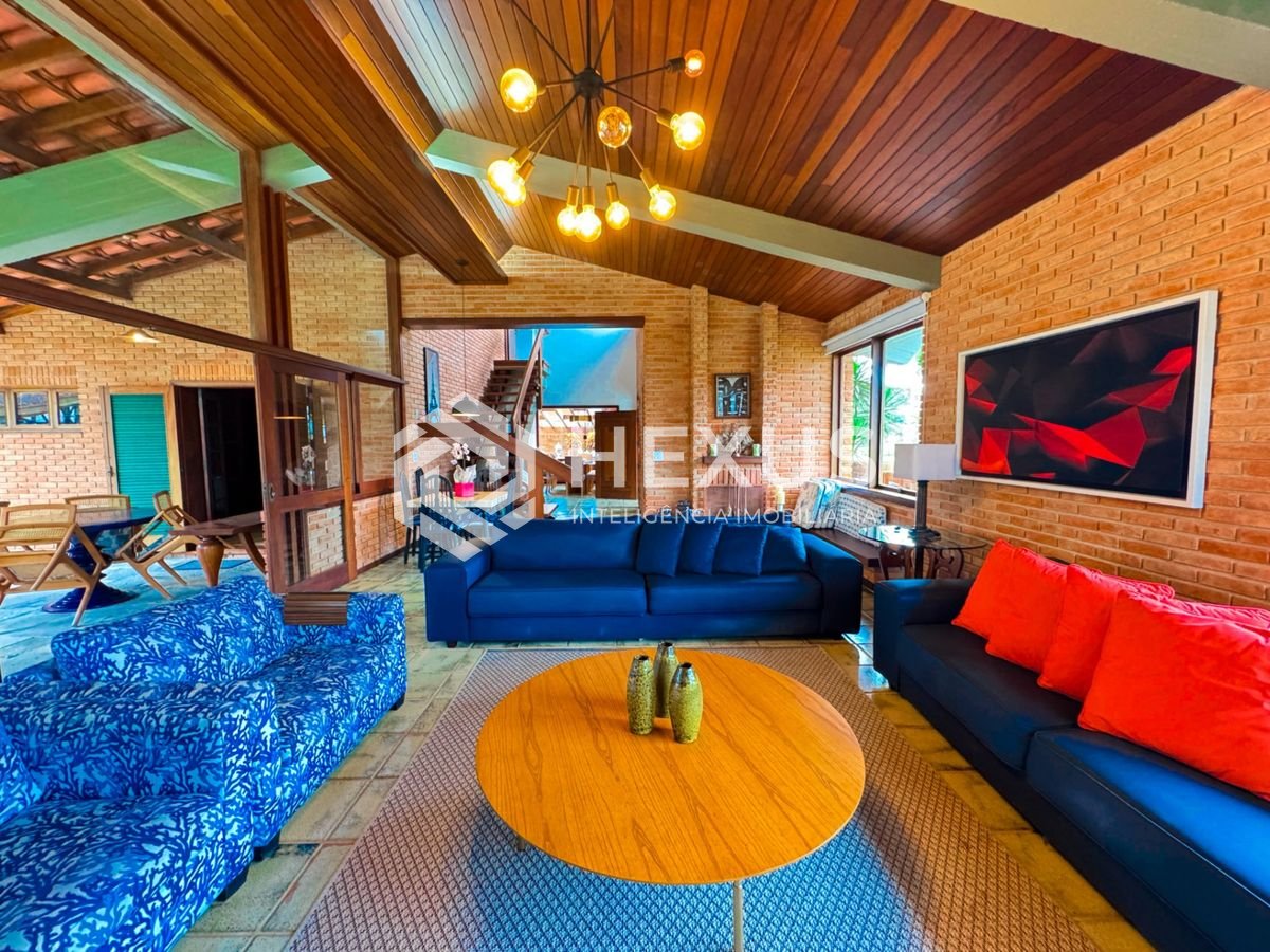 Foto 5 de Casa de alto padrão com piscina e área gourmet no Jardim Acapulco, Guarujá