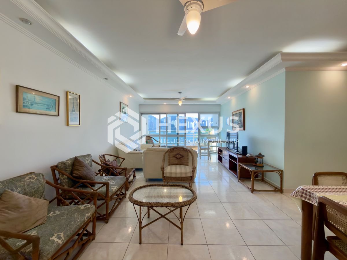 Foto 5 de Apartamento reformado frente mar com varanda vista mar e lazer na região do Galhetas no Jardim Astúrias, Guarujá