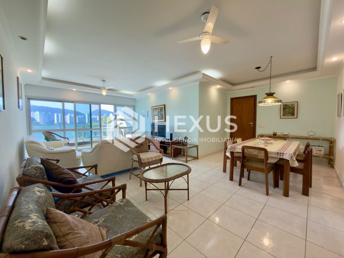 Foto 4 de Apartamento reformado frente mar com varanda vista mar e lazer na região do Galhetas no Jardim Astúrias, Guarujá