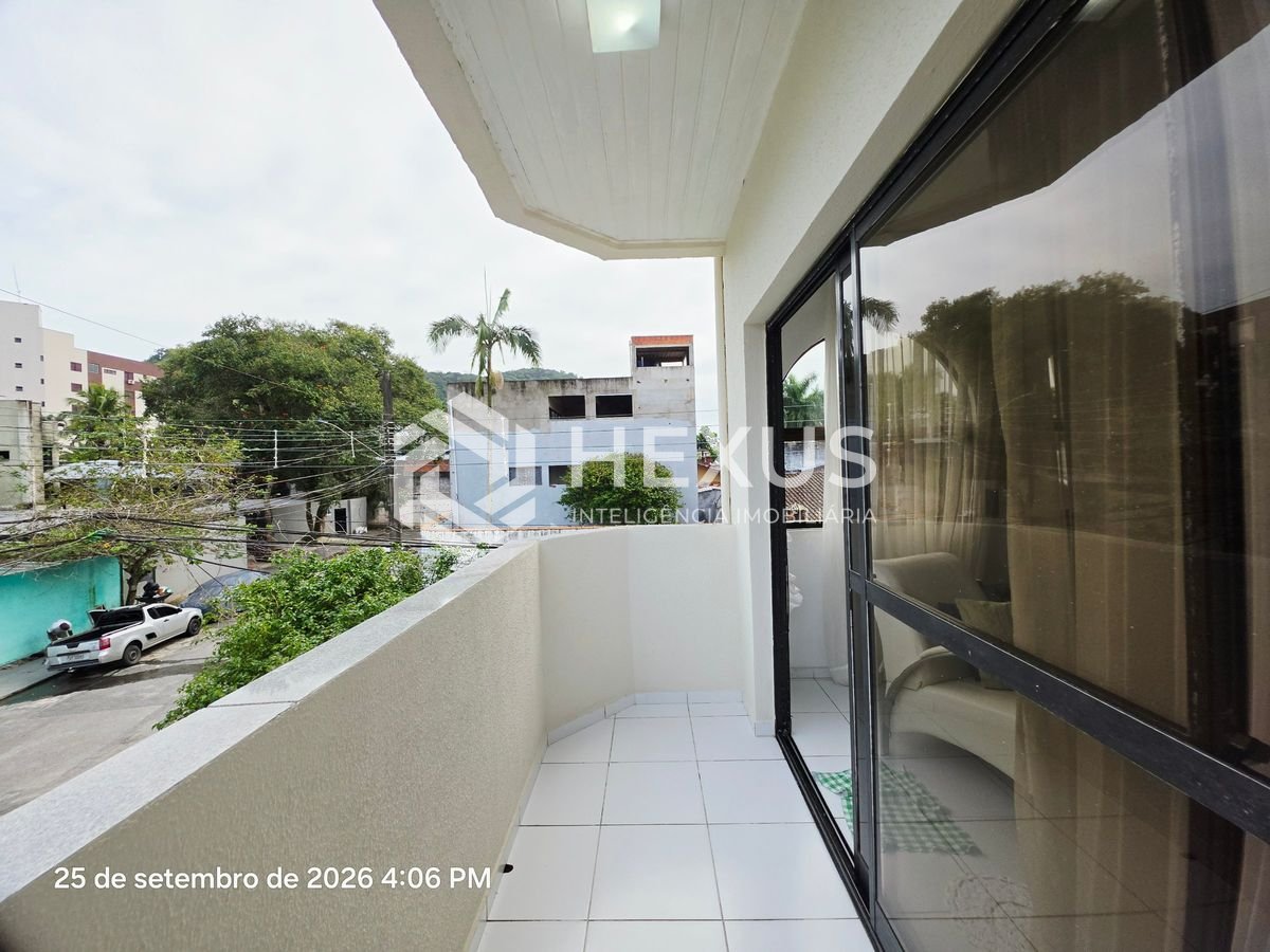 Apartamento no Tombo — foto 1