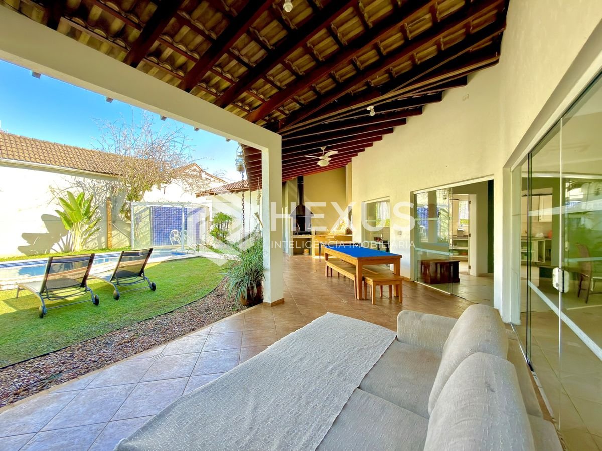 Foto 3 de Casa de alto padrão à venda no Jardim Acapulco, Guarujá