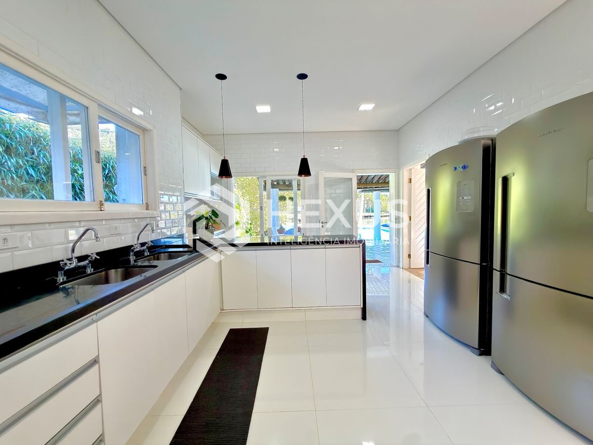 Foto 5 de Casa com pier  e área gourmet no Residencial Marinas Guarujá