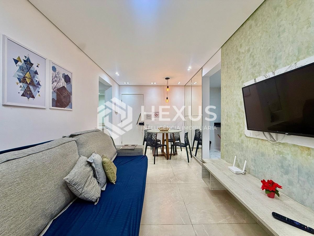 Foto 4 de Apartamento reformado com varanda vista mar e lazer a 300m da praia na região do Tortugas na Enseada, Guarujá