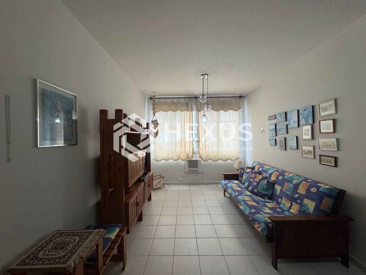 Foto 4 de Apartamento reformado com lazer a 200m da praia na Enseada, Guarujá