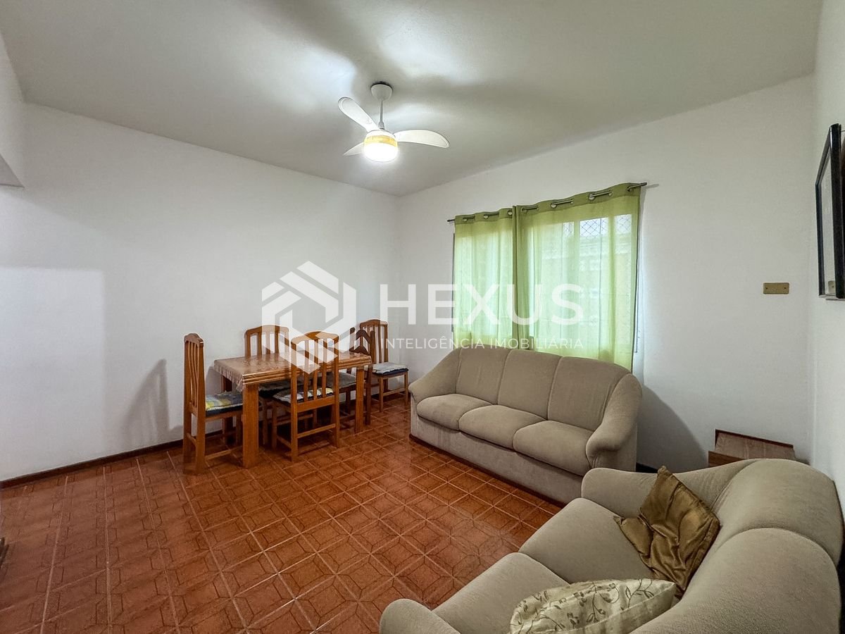 Foto 3 de Apartamento a 400m da praia no Jardim Las Palmas no Jardim Astúrias, Guarujá