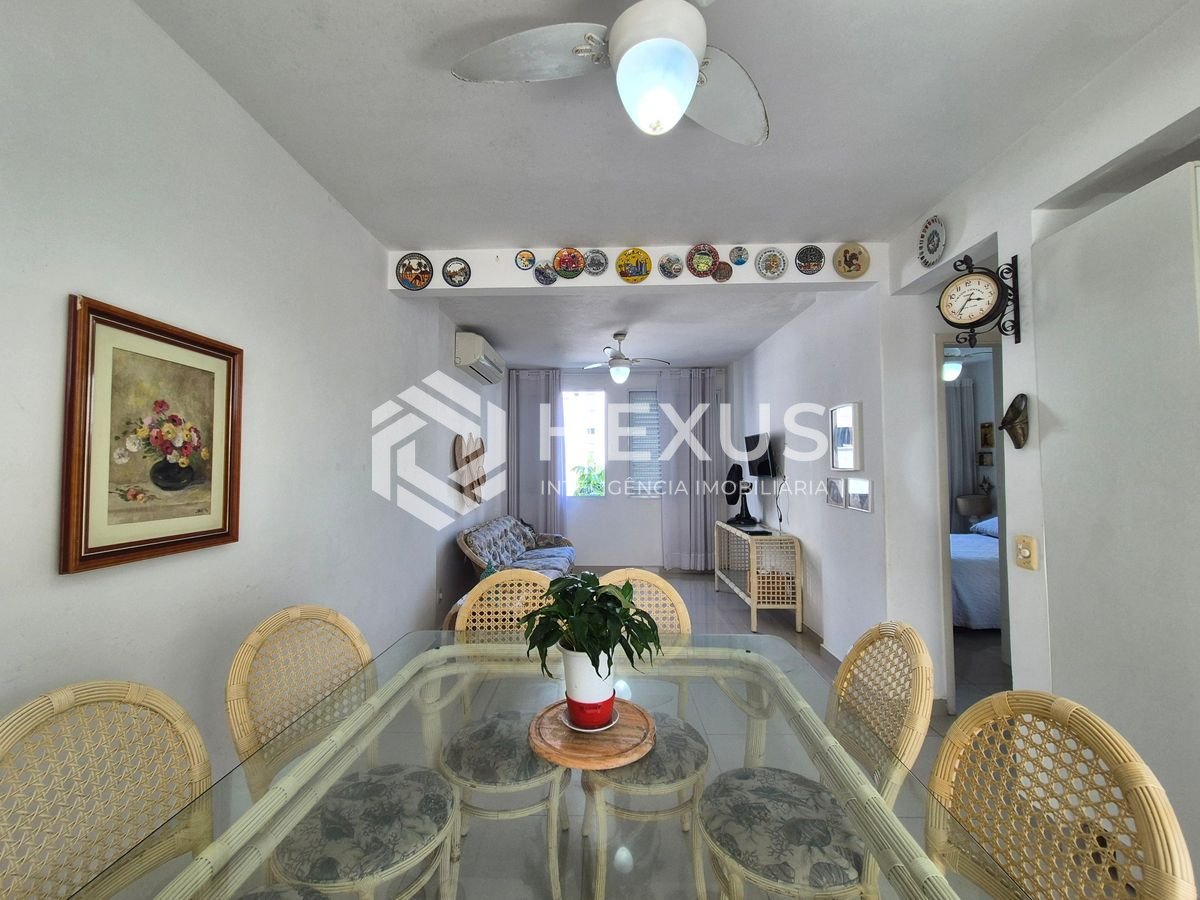 Foto 4 de Apartamento a 1 quadra da praia nas Pitangueiras, Guarujá
