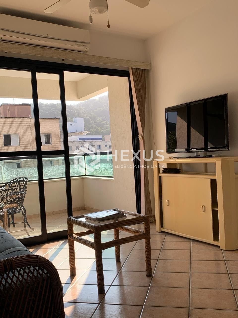Apartamento na Enseada — foto 1