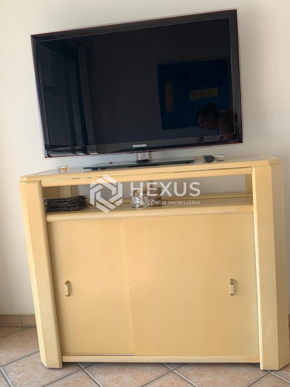 Foto 3 de Apartamento com varanda e lazer na Enseada, Guarujá