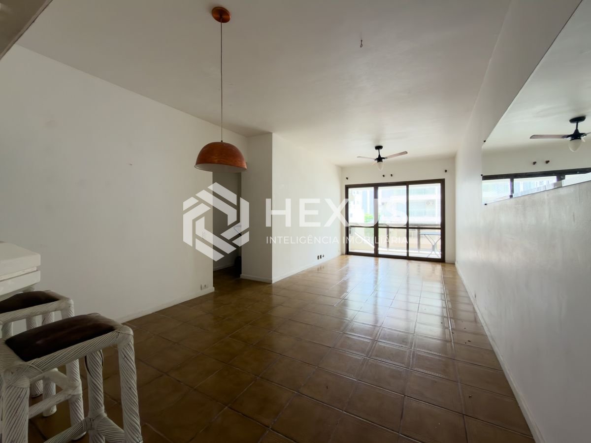 Apartamento em Pitangueiras — foto 1