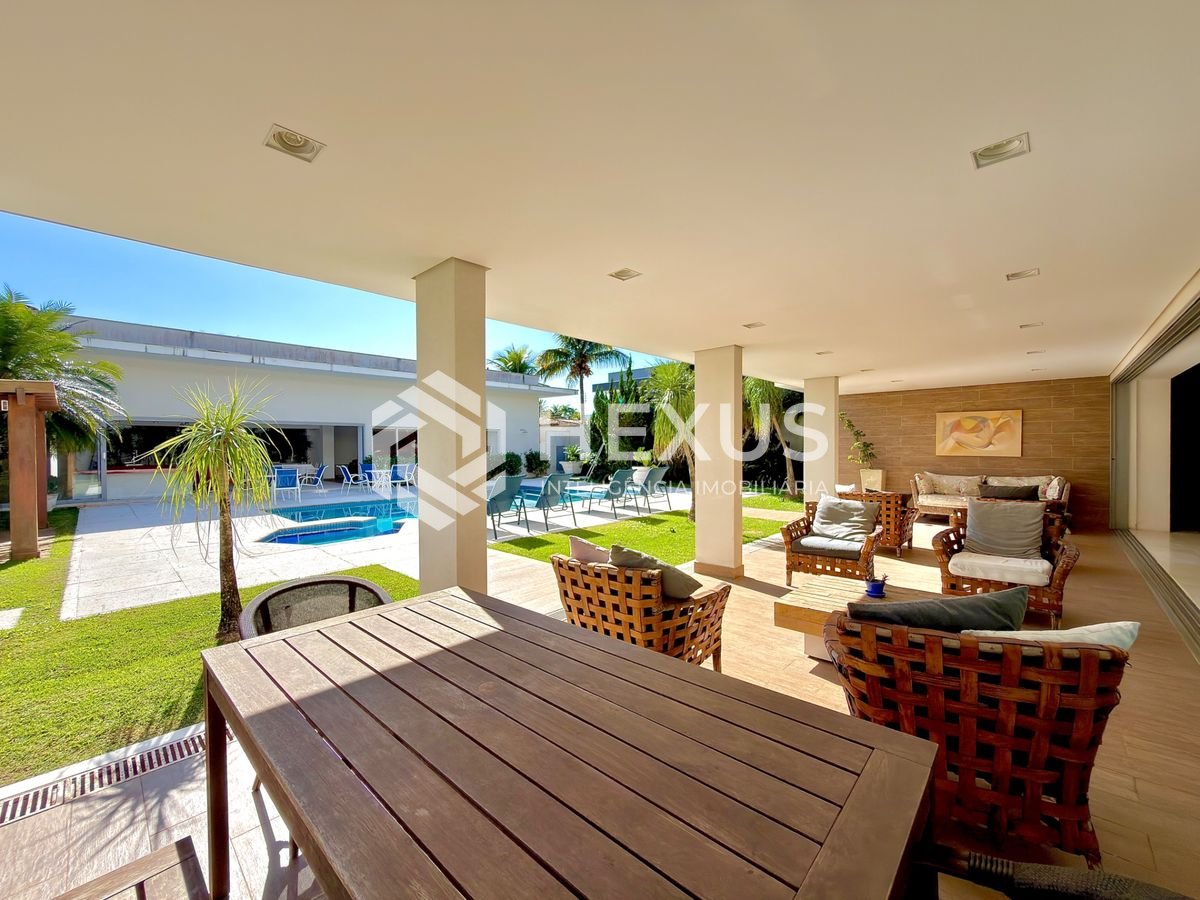Foto 4 de Casa de alto padrão com piscina e área gourmet no Jardim Acapulco, Guarujá