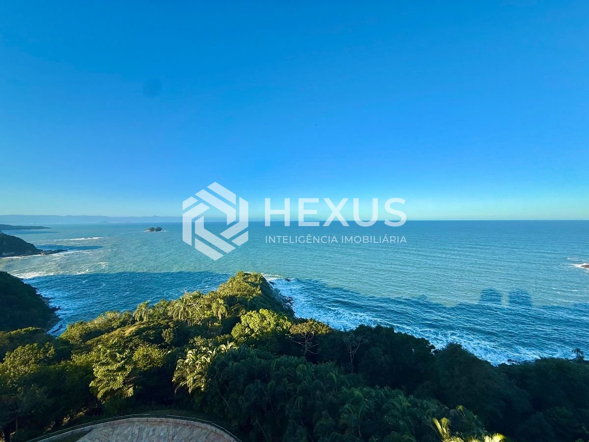 Foto 3 de Apartamento com varanda vista mar e lazer a 100m da praia no Morro Sorocotuba na Enseada, Guarujá