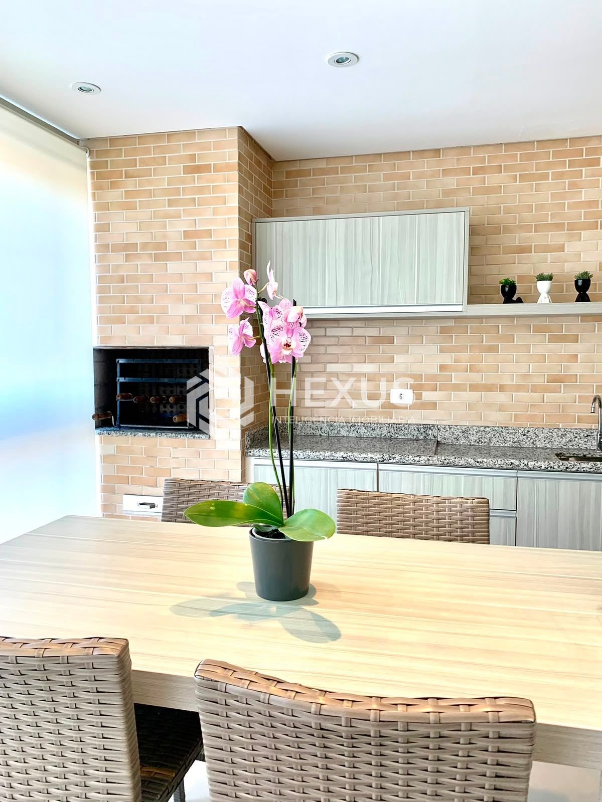 Apartamento na Enseada — foto 1